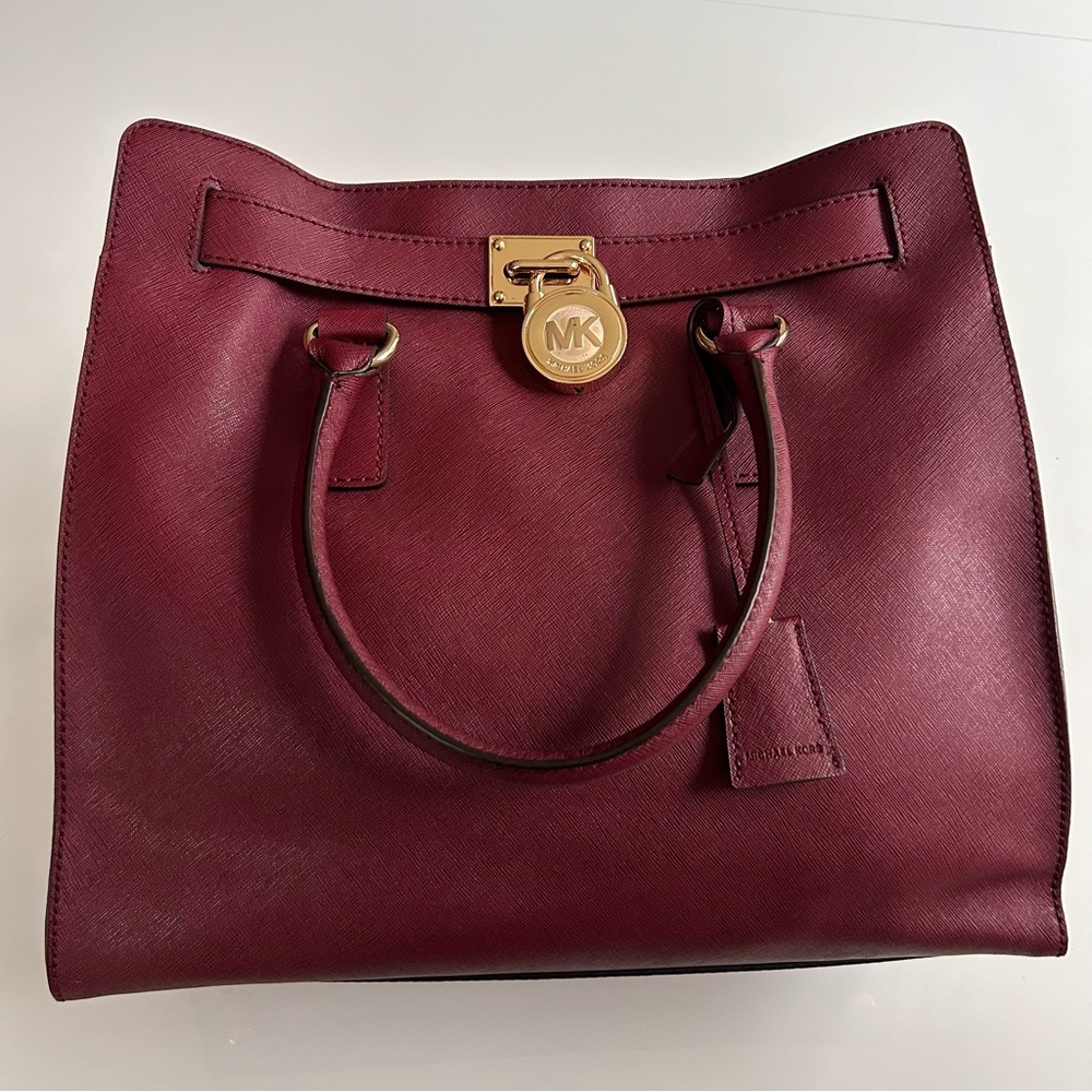 Michael Kors Saffiano Leather chain link Shoulder Bag top handles berry red
